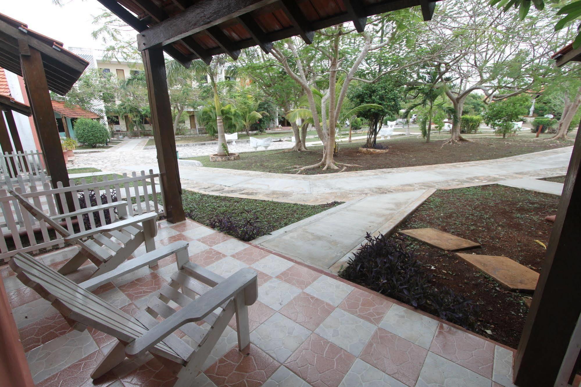 Hotel Hacienda Sanchez Valladolid  Eksteriør bilde